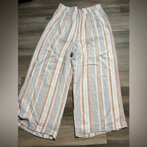 Skies Are Blue Striped Casual Top- Small‎